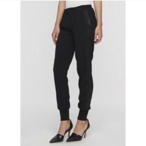 Vince black/navy silk jogger